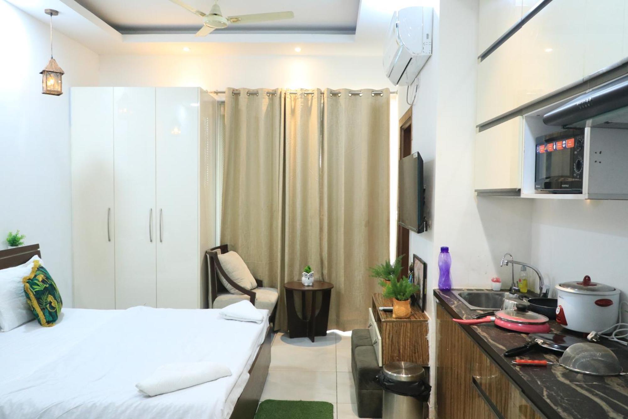 Taj Studios-Serviced Studio Apartment Noida Eksteriør billede